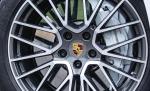Porsche Cayenne S 2018 года (NA)
